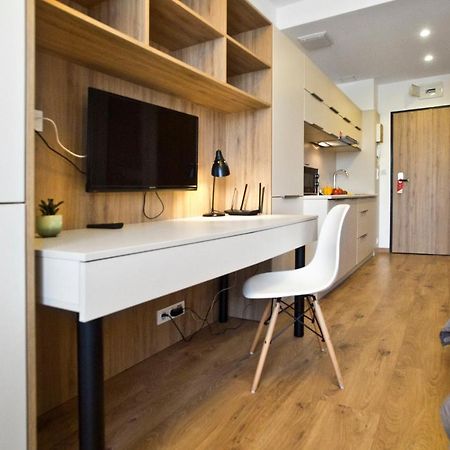 ורשה Wolska Serviced Apartments מראה חיצוני תמונה