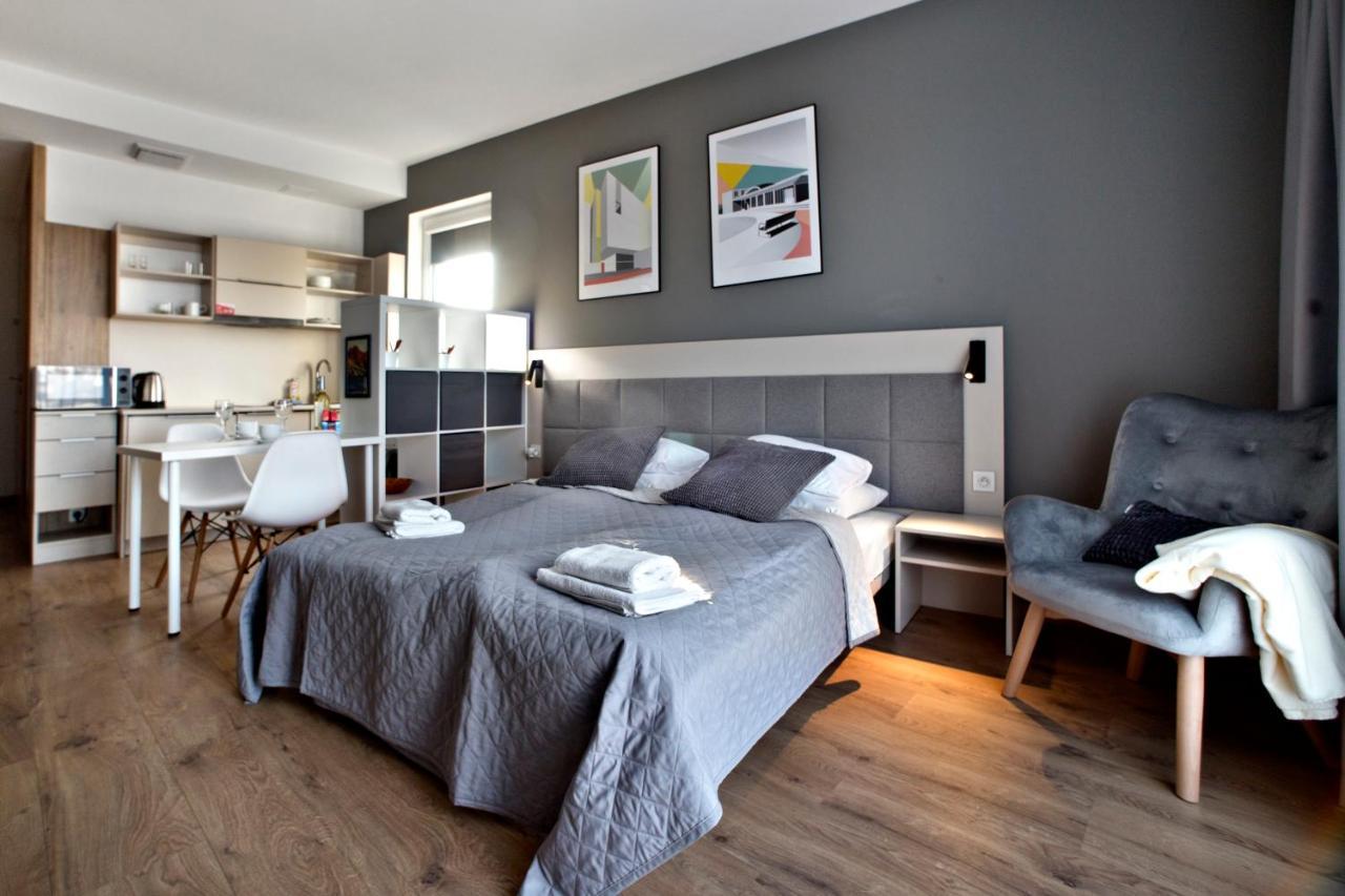 ורשה Wolska Serviced Apartments מראה חיצוני תמונה
