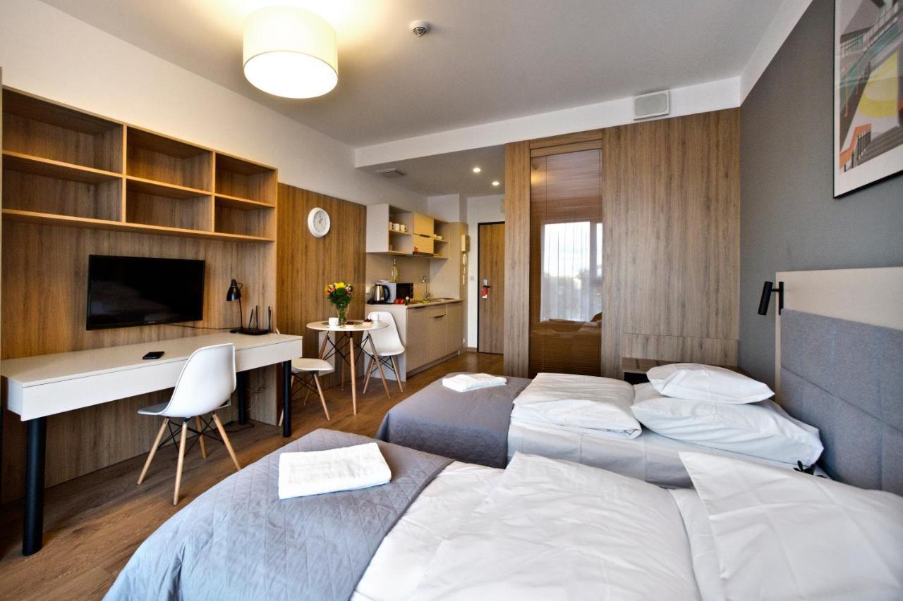 ורשה Wolska Serviced Apartments מראה חיצוני תמונה