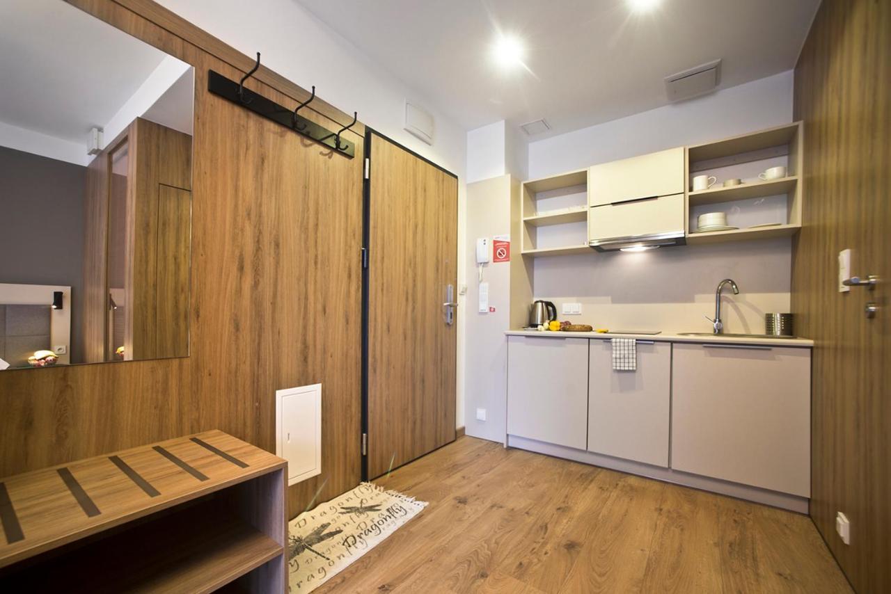ורשה Wolska Serviced Apartments מראה חיצוני תמונה